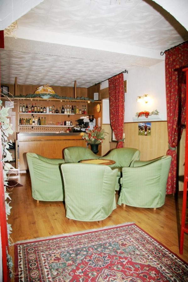Albergo Garni Cavento Pinzolo Dış mekan fotoğraf